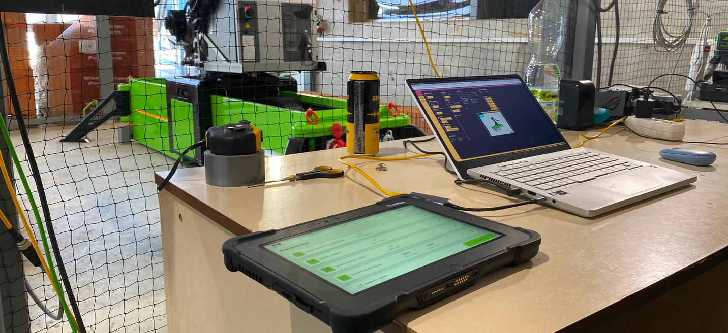 An early control app prototype tested in the construction lab.
